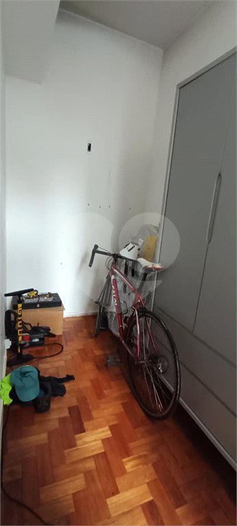 Apartamento à venda com 2 quartos, sendo 1 suíte, em Lagoa, Rio de Janeiro, RJ