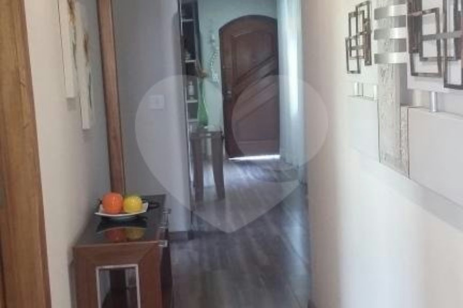 Casa à venda com 6 quartos, sendo 1 suíte,  em Itaquera, São Paulo, SP
