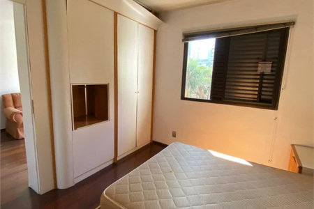 Apartamento à venda com 1 quarto em Vila Suzana, São Paulo, SP