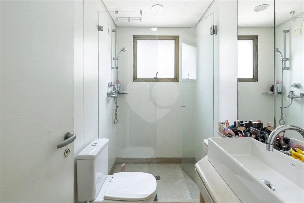 APARTAMENTO COM 3 DORMITÓRIOS, 3 SUÍTES, 3 VAGAS, LAVABO, LAZER, 193 M² - MOEMA