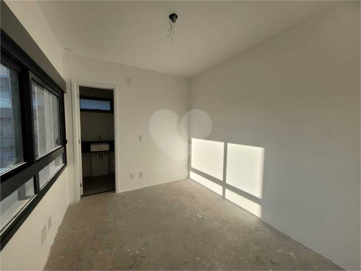 Apartamento à venda com 3 suítes em Água Branca, São Paulo, SP