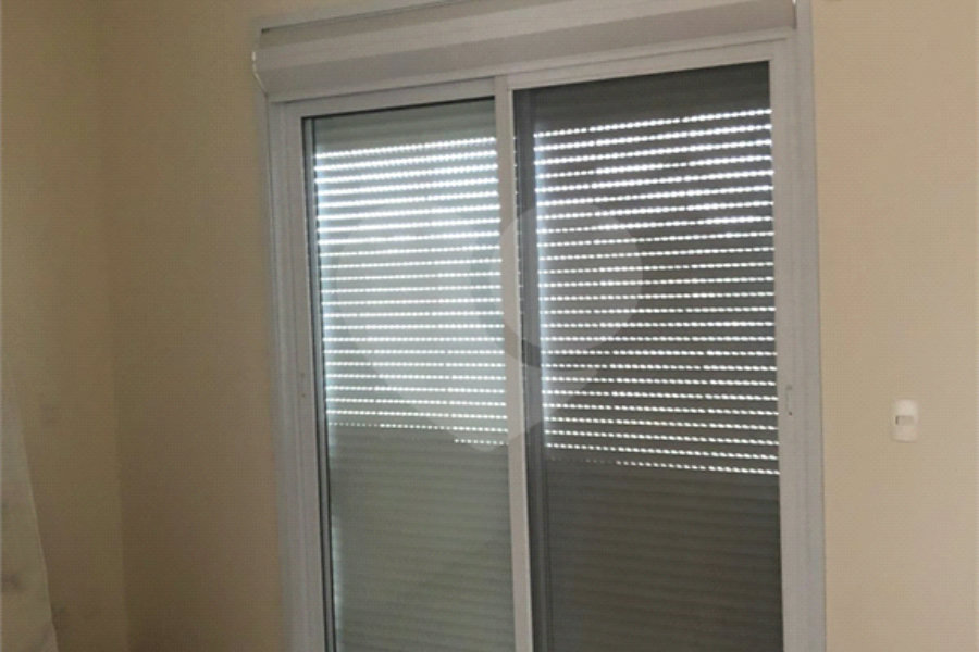 Casa à venda com 3 suítes no condomínio Residencial Lago da Serra, Araçoiaba da Serra - SP