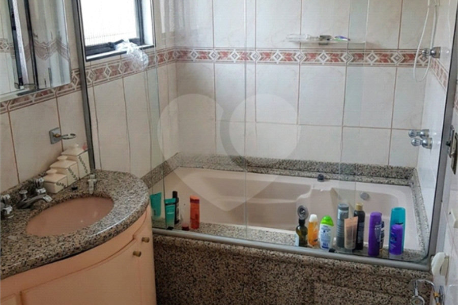 Sobrado à venda com 3 suítes em Mandaqui, São Paulo, SP