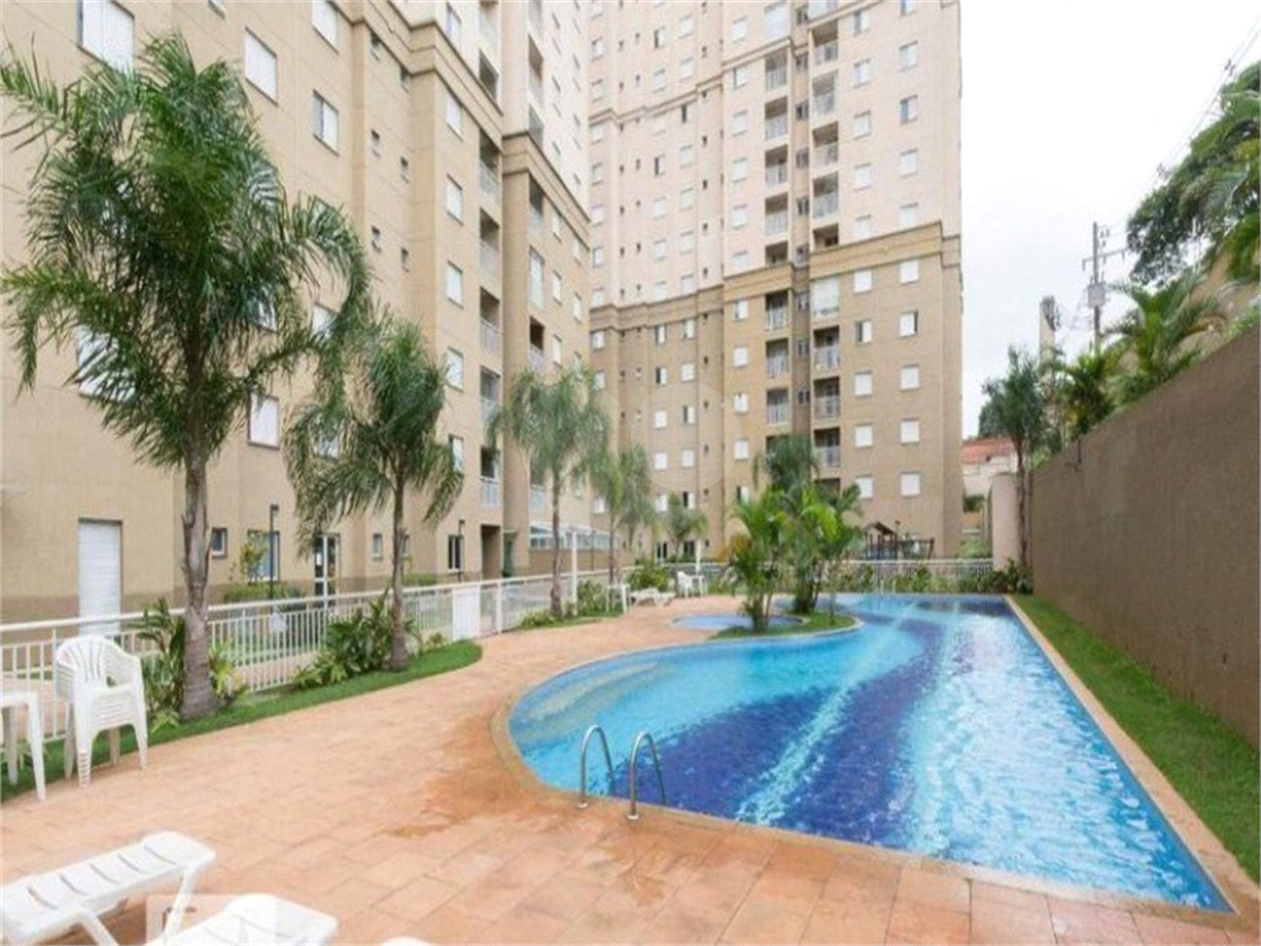 Apartamento à venda com 2 quartos, sendo 1 suíte, em Santo Antônio, Osasco, SP