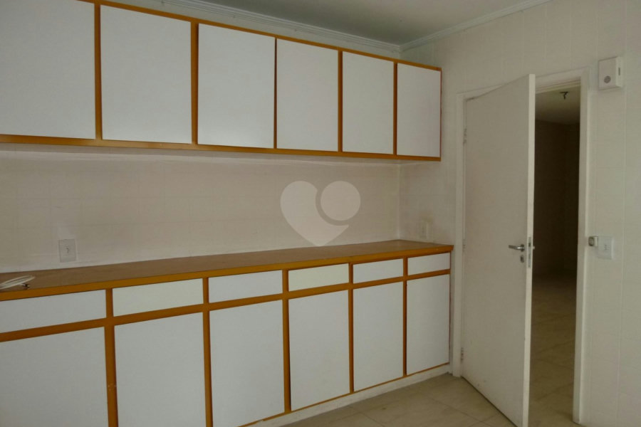 Apartamento à venda com 3 quartos, sendo 1 suíte, em Paraíso, São Paulo, SP