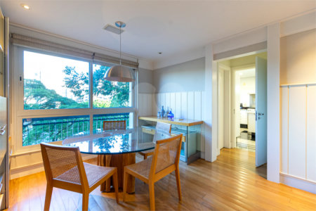 Apartamento à venda com 5 suítes em Moema, São Paulo, SP