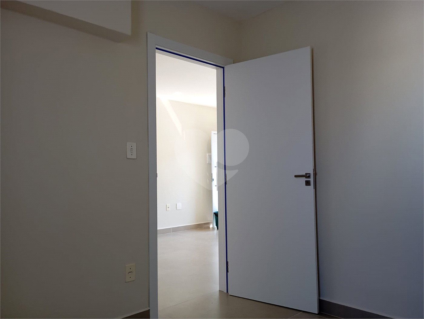 Apartamento à venda com 2 quartos em Lopes de Oliveira, Sorocaba, SP