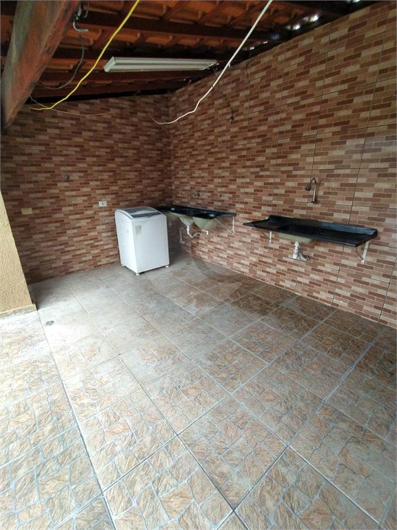 Casa à venda com 3 quartos em Jardim Mitsutani, São Paulo, SP