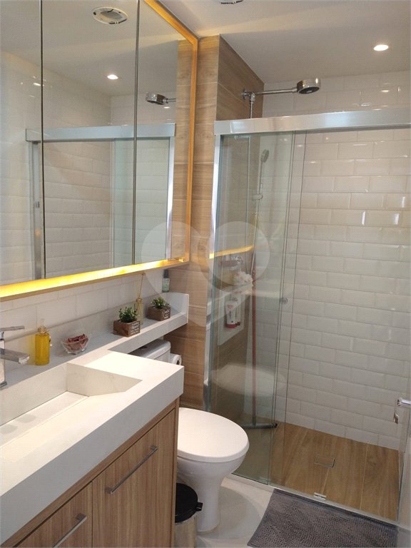 Apartamento à venda com 3 quartos, sendo 1 suíte, em Santo Amaro, São Paulo, SP