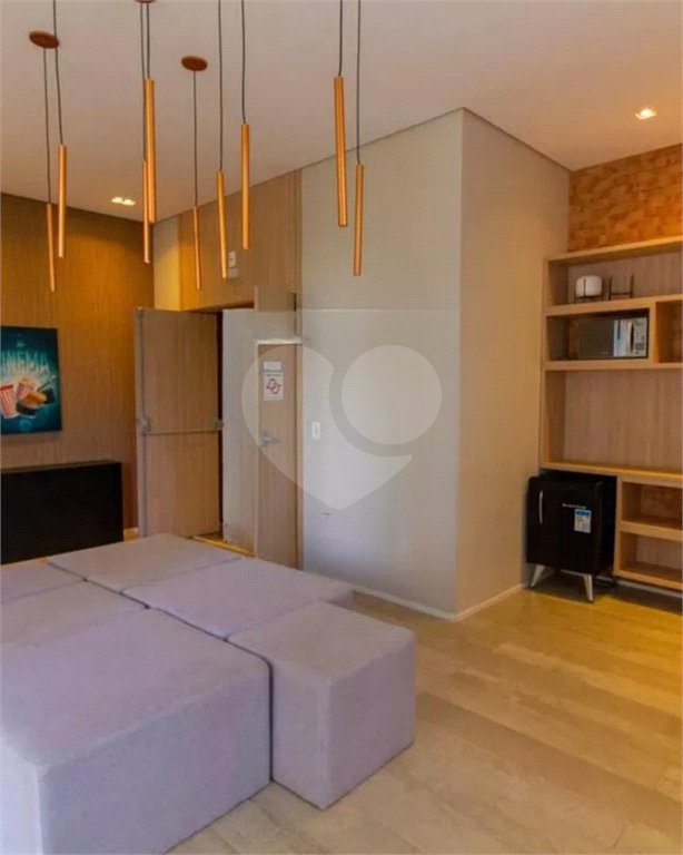 Apartamento à venda com 4 quartos, sendo 2 suítes,  em Vila Anastácio, São Paulo, SP