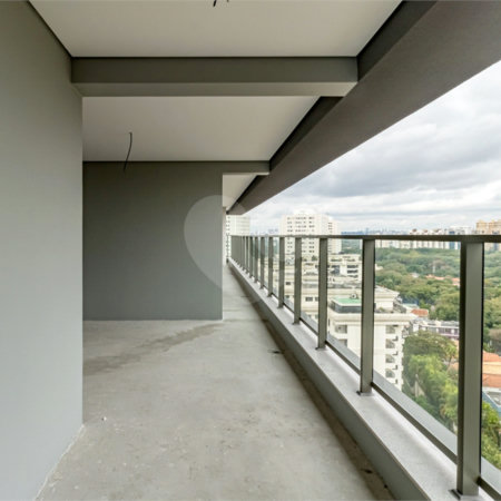 Apartamento à venda com 4 suítes em Alto de Pinheiros, São Paulo, SP