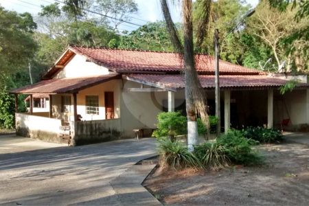 Sítio à venda com 2 quartos em Mogi das Cruzes, SP