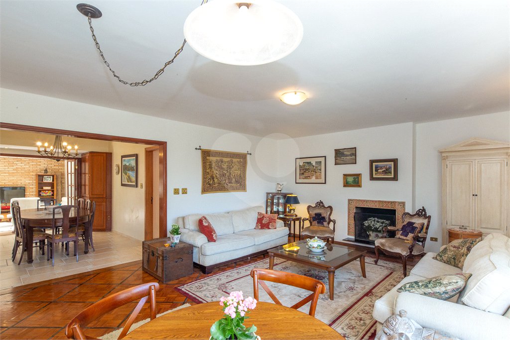 Casa Térrea à venda com 3 quartos, sendo 1 suíte, em Brooklin, São Paulo, SP