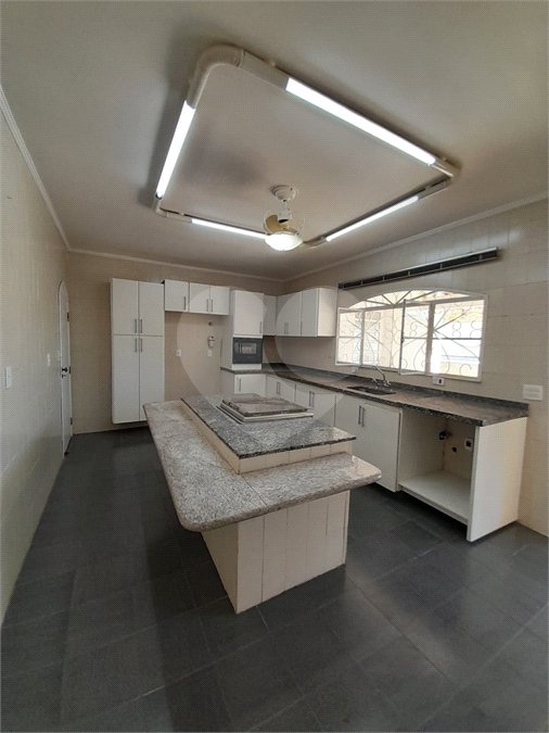 Casa à venda com 5 quartos, sendo 3 suítes,  no condomínio Estância Marambaia, Vinhedo - SP