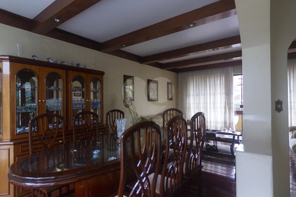 Casa à venda com 4 suítes em Jardim Franca, São Paulo, SP