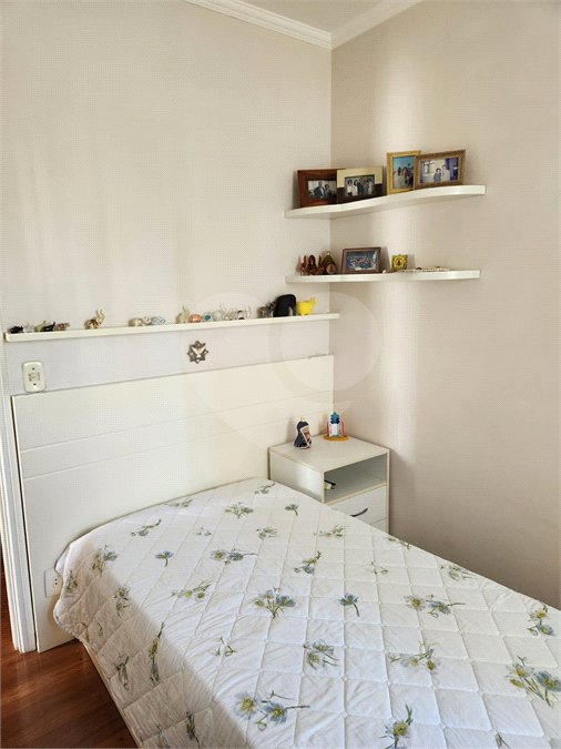 Apartamento à venda com 3 quartos, sendo 1 suíte,  em Vila Monumento, São Paulo, SP