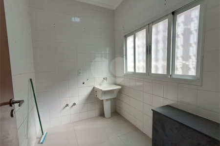 Casa à venda próxima ao SESC com 3 suites