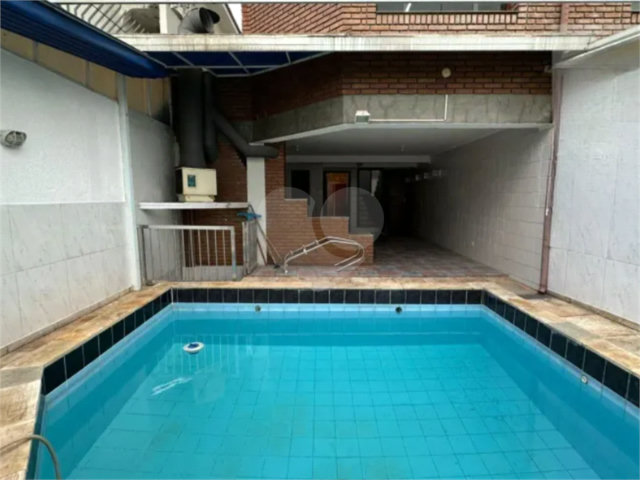 Sobrado à venda com 3 quartos, sendo 1 suíte,  em City Recanto Anastácio, São Paulo, SP