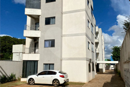 Apartamento à venda com 2 quartos no Centro, Ponta Porã, MS