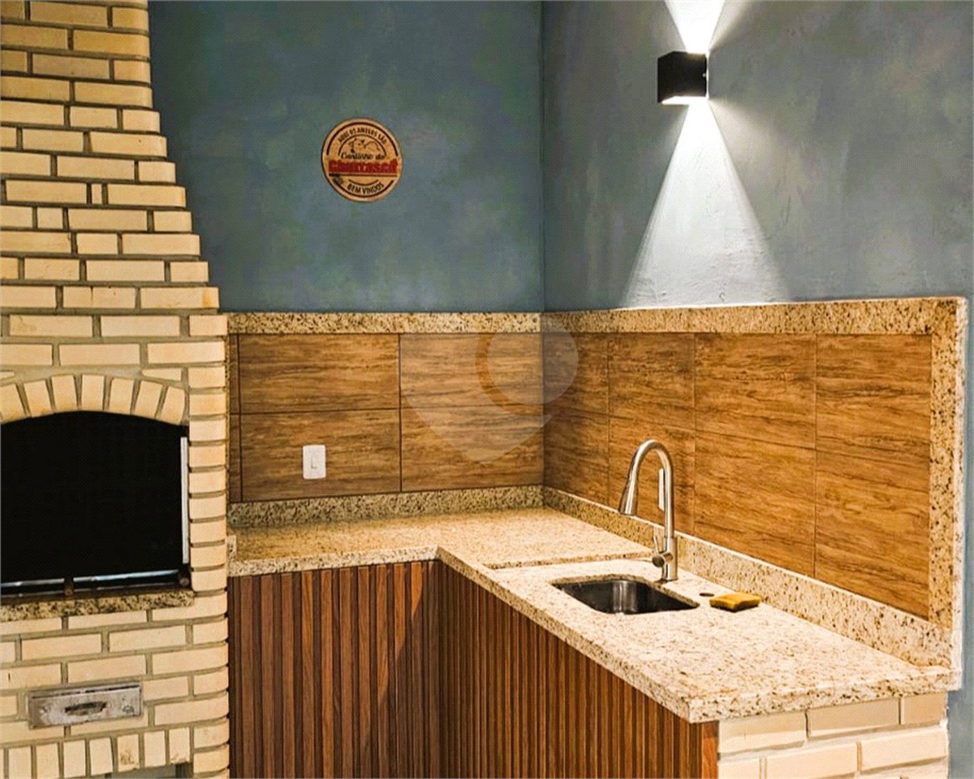Casa à venda com 3 quartos, sendo 1 suíte, no condomínio Viva Vida, Sorocaba - SP