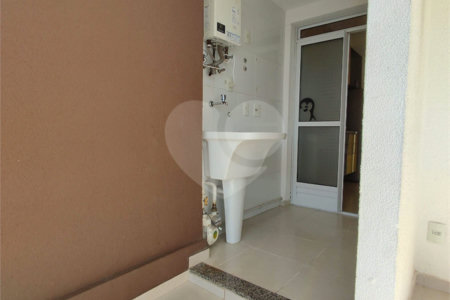 Apartamento à venda com 2 quartos em Jardim Esmeralda, São Paulo, SP