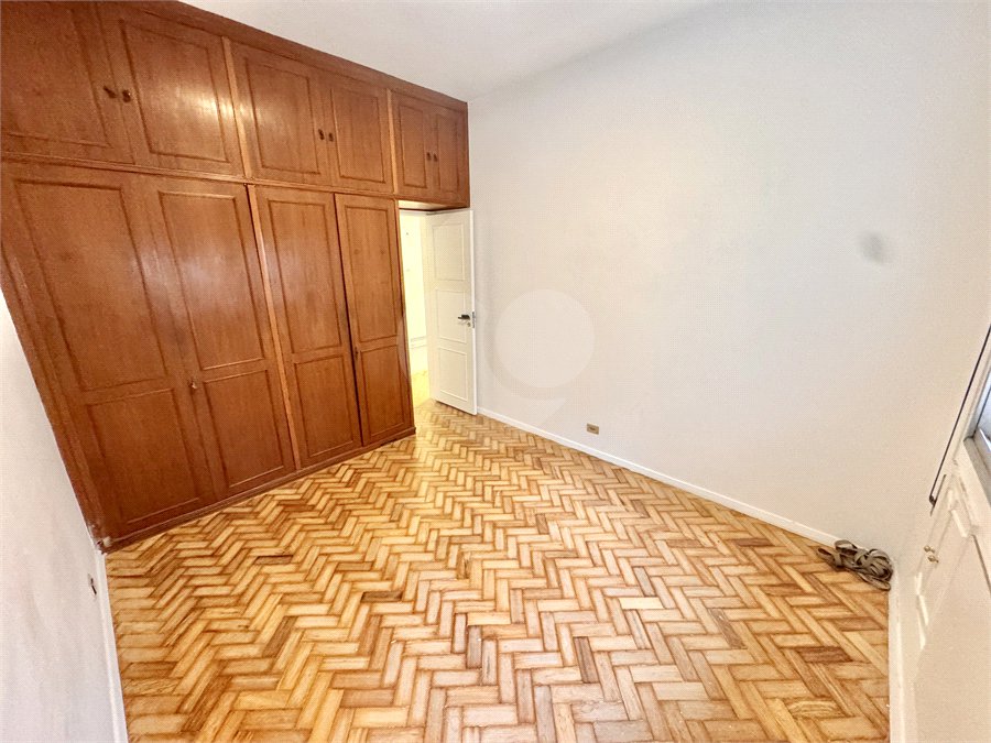 Apartamento à venda com 4 quartos, sendo 1 suíte, em Lagoa, Rio de Janeiro, RJ
