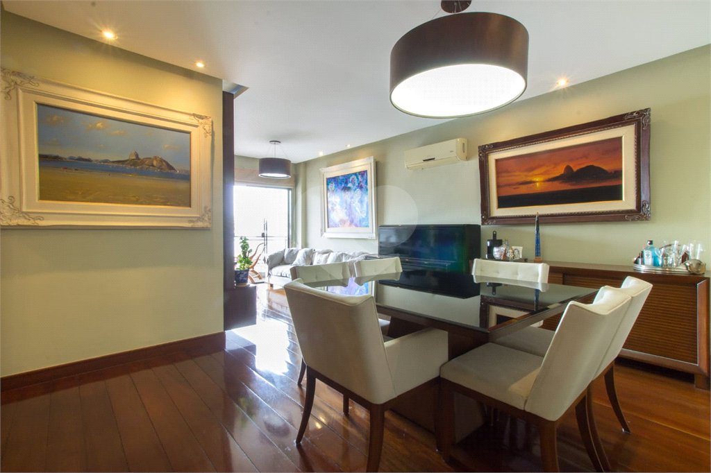Apartamento à venda com 4 quartos, sendo 1 suíte,  em Tijuca, Rio de Janeiro, RJ