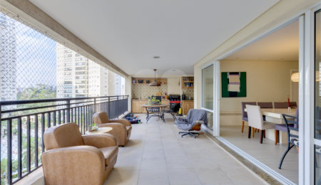Apartamento à venda com 4 suítes em Jardim Marajoara, São Paulo, SP