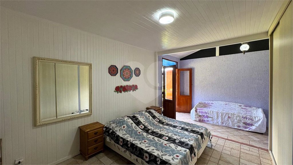Sítio à venda com 4 quartos, sendo 2 suítes,  em Sorocamirim (canguera), São Roque, SP