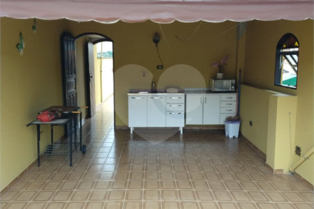 Casa à venda com 3 quartos, sendo 1 suíte, em Vila Irmãos Arnoni, São Paulo, SP