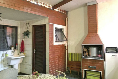 Sobrado à venda com 5 quartos, sendo 1 suíte,  em Jardim São Jorge (raposo Tavares), São Paulo, SP