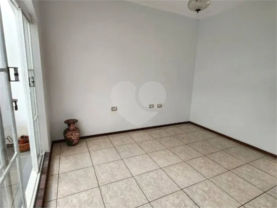 Casa Térrea com 3 Quartos à venda, 220m² - Jardim Líbano