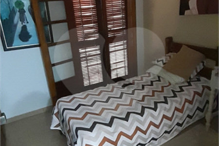 Casa à venda com 3 quartos, sendo 1 suíte, em Vila Helena, Atibaia, SP
