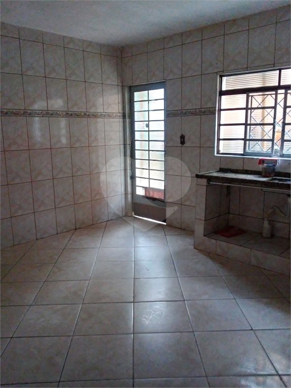 Casa à venda com 4 quartos, sendo 1 suíte, em Protestantes, Votorantim, SP
