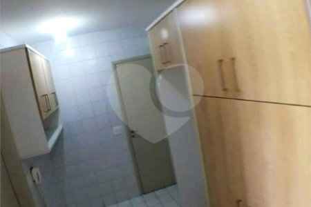 Apartamento à venda com 3 quartos, sendo 1 suíte, em Vila Sônia, São Paulo, SP
