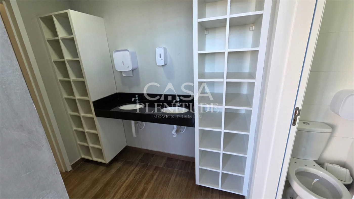 Duplex à venda ou para alugar com 4 quartos, sendo 5 suítes, em Parque Campolim, Sorocaba, SP
