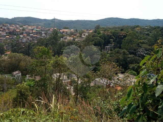 Terreno à venda em Barreiro, Mairiporã, SP