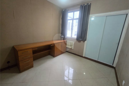 Cobertura à venda com 3 quartos, sendo 1 suíte,  em Tijuca, Rio de Janeiro, RJ
