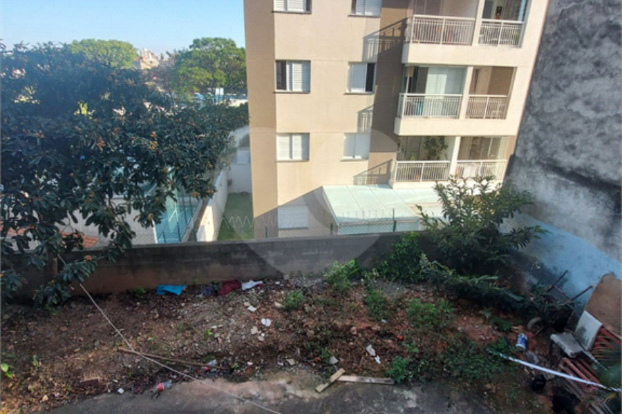 Sobrado à venda com 8 quartos no Brasilândia, São Paulo, SP