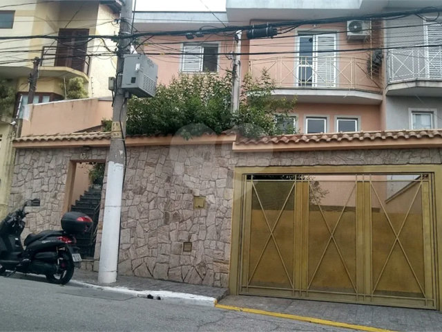 Sobrado à venda com 3 quartos, sendo 1 suíte,  em Tucuruvi, São Paulo, SP