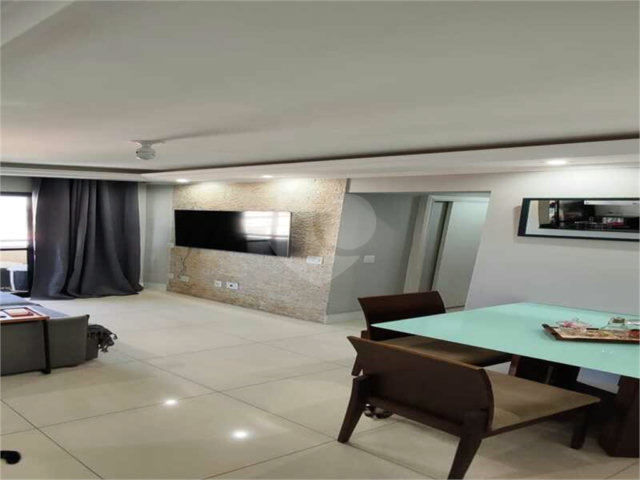Apartamento à venda com 2 quartos, sendo 1 suíte,  em Santana, São Paulo, SP
