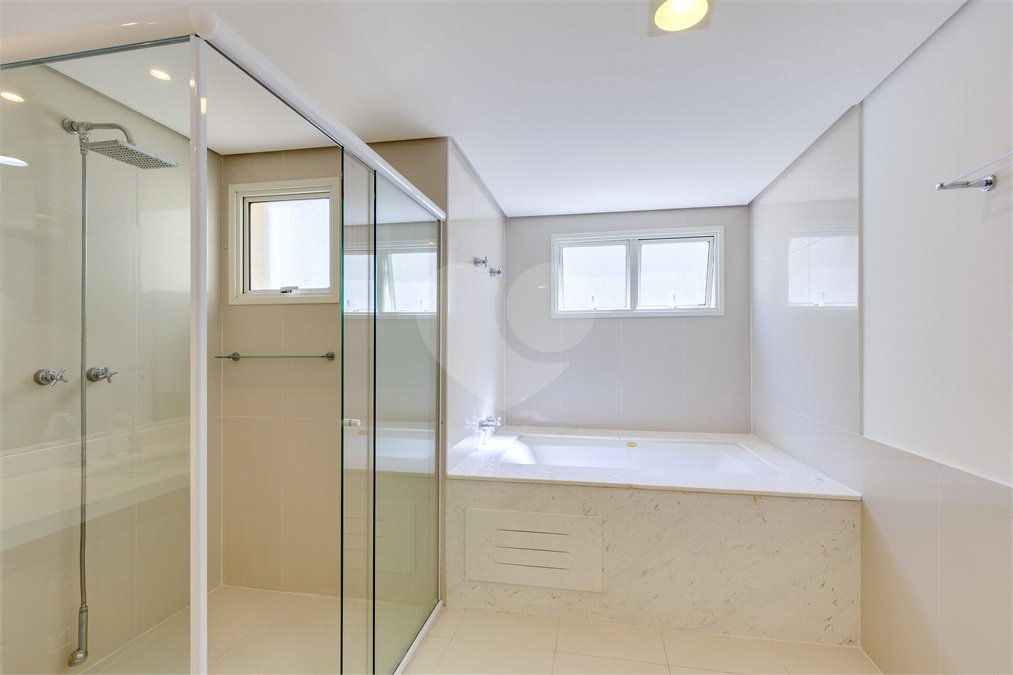 Apartamento para alugar com 4 suítes em Alto da Boa Vista, São Paulo, SP