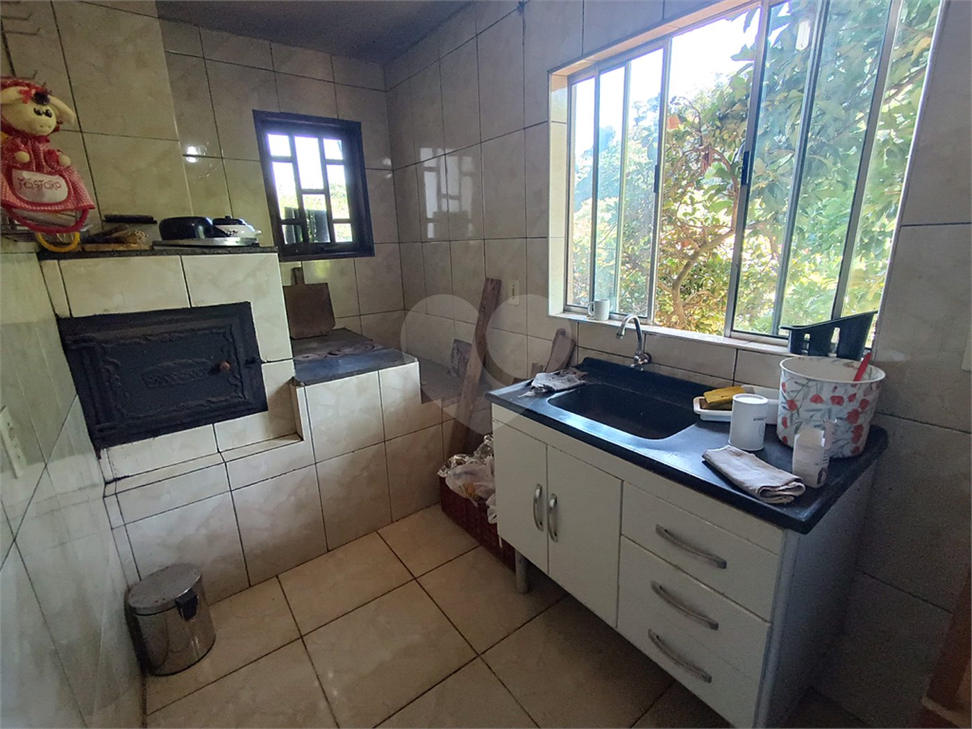 Chácara à venda com 7 quartos, sendo 1 suíte, no Centro (mailasqui), São Roque, SP