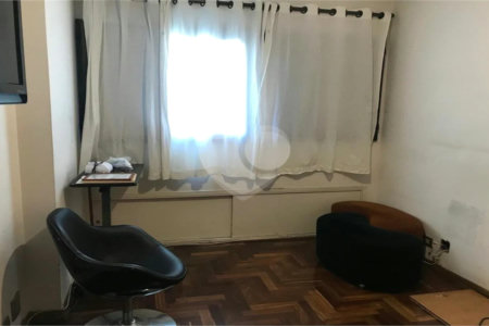 Apartamento à venda com 4 quartos, sendo 2 suítes, em Cerqueira César, São Paulo, SP