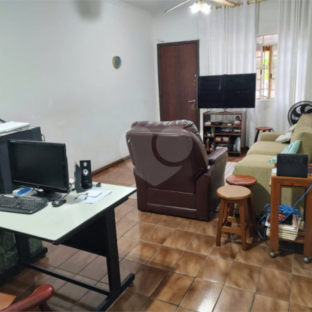 Casa à venda com 3 quartos, sendo 2 suítes, em Vila Nivi, São Paulo, SP
