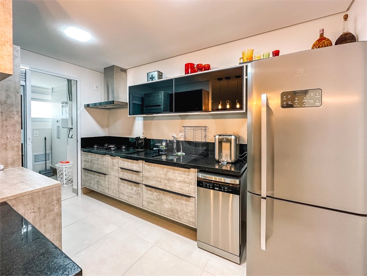 Apartamento à venda com 2 quartos, sendo 1 suíte, em Riviera, Bertioga, SP