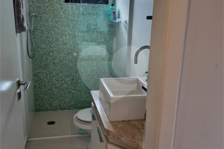 Apartamento à venda com 3 quartos, sendo 1 suíte, em Vila Olímpia, São Paulo, SP