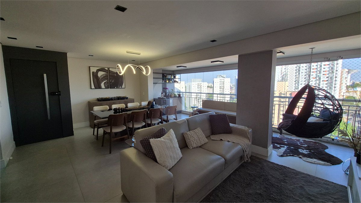 Apartamento à venda com 2 suítes em Jardim Esmeralda, São Paulo, SP