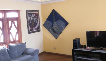Casa à venda com 4 quartos, sendo 3 suítes,  no condomínio Arujá 5, Arujá - SP
