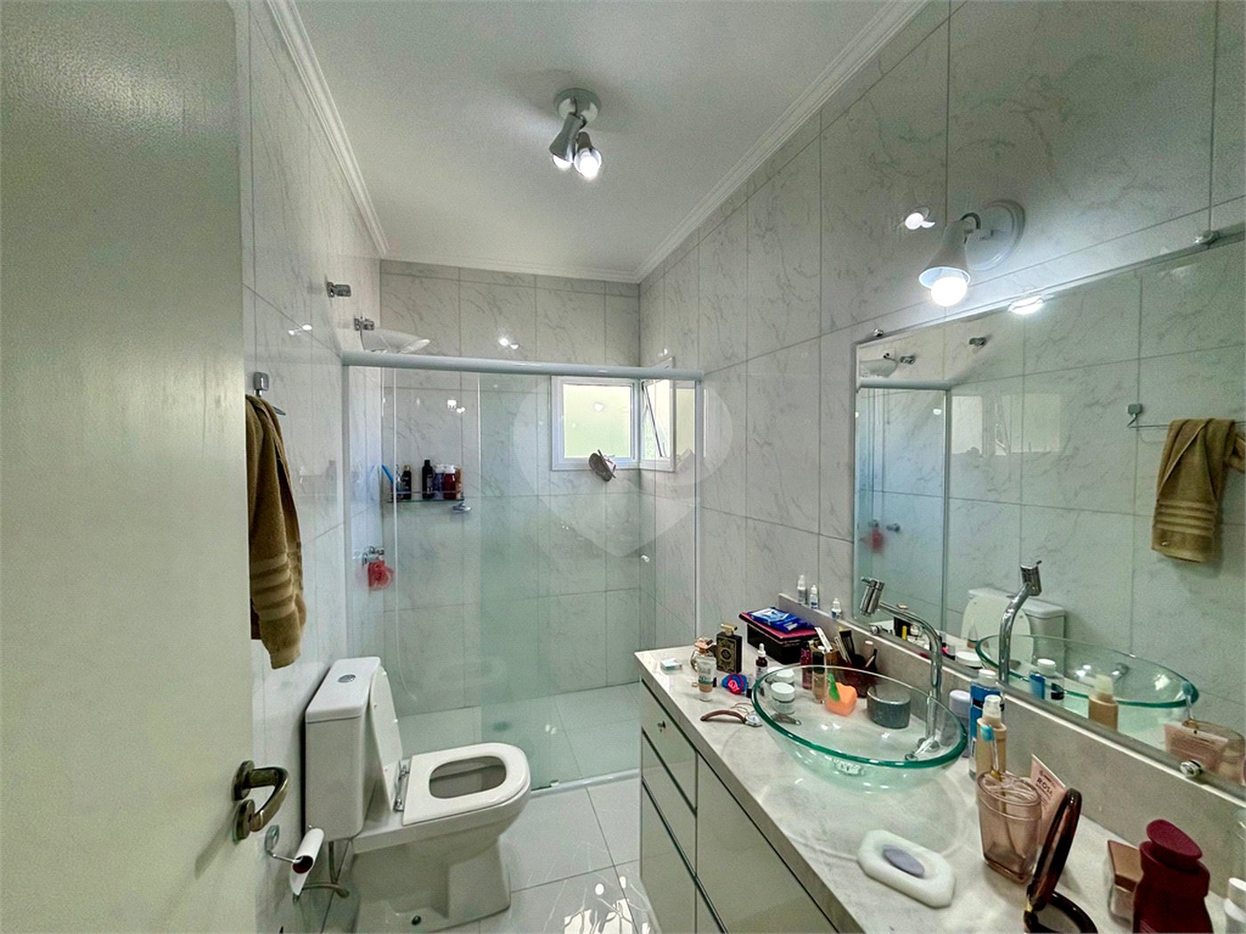 Casa à venda ou para alugar com 6 quartos, sendo 1 suíte, em Residencial/Comercial, Guarulhos, SP